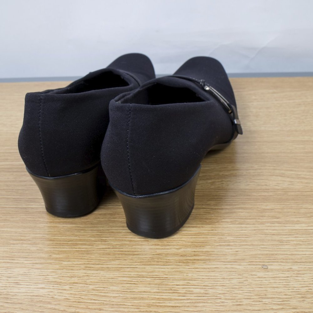 Munro Cindi Black Pump 8 Ss Super Slim View 3